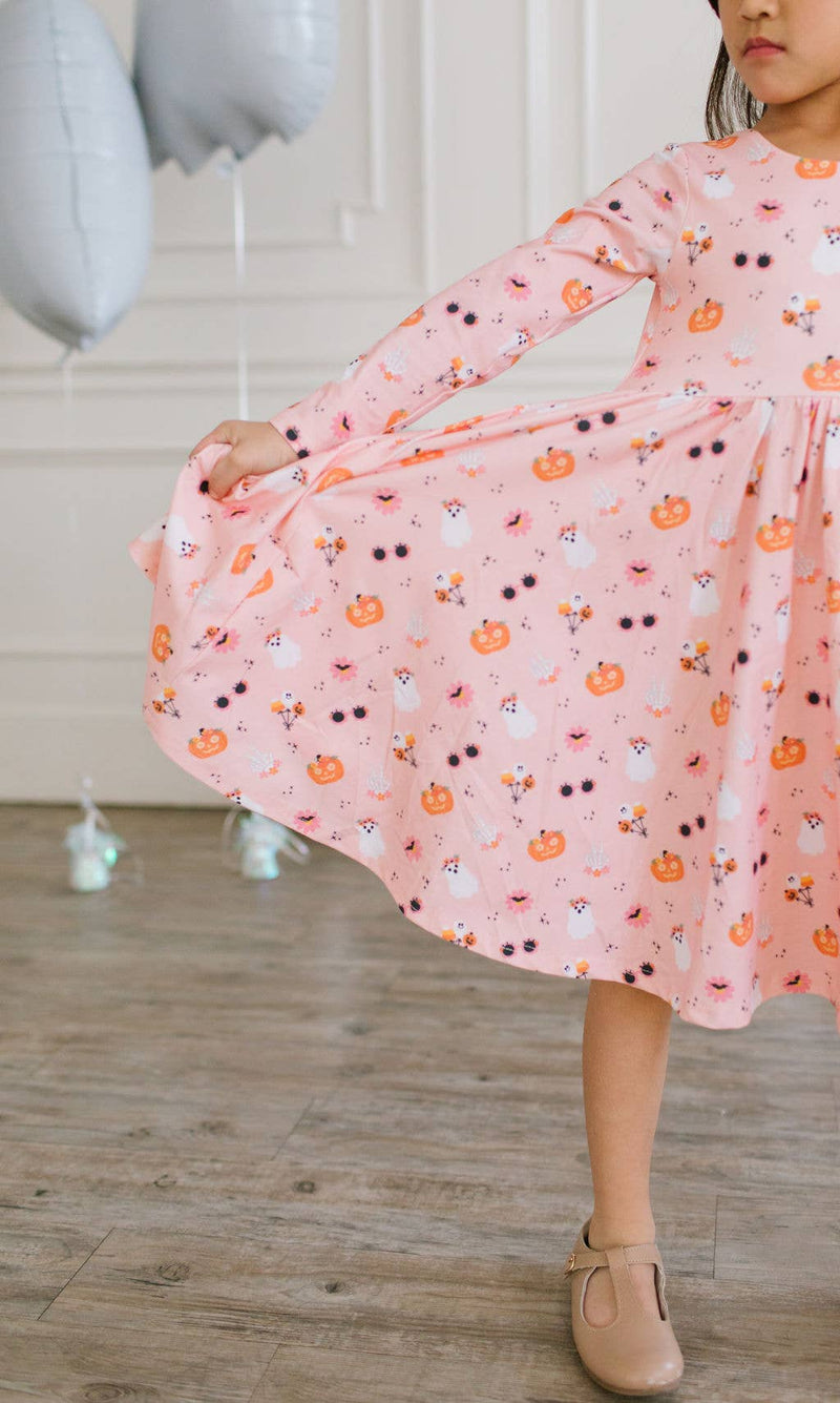 Gwendolyn Dress in Hippie Halloween