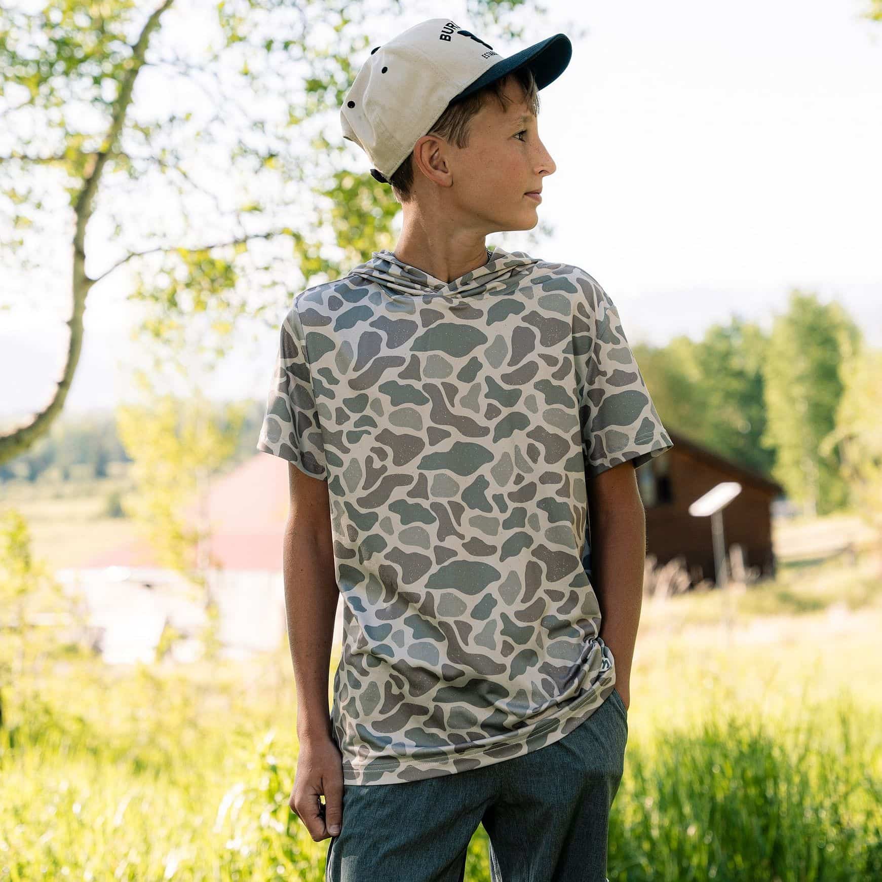 Burlebo Youth S/S Performance Hoodie | Classic Deer Camo