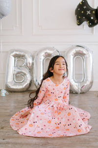 Gwendolyn Dress in Hippie Halloween