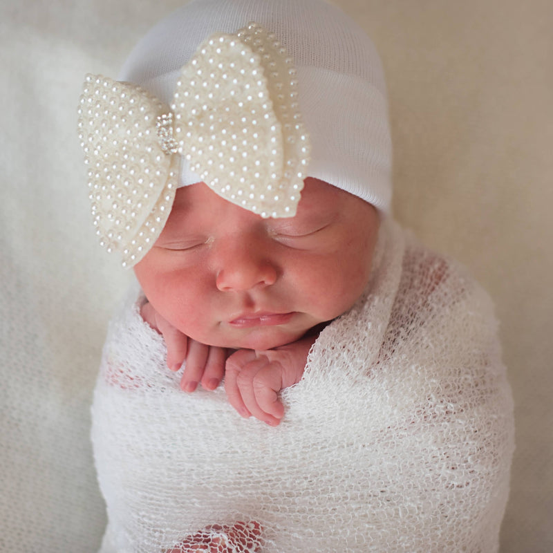 PEARL BOW: Newborn / White Hat