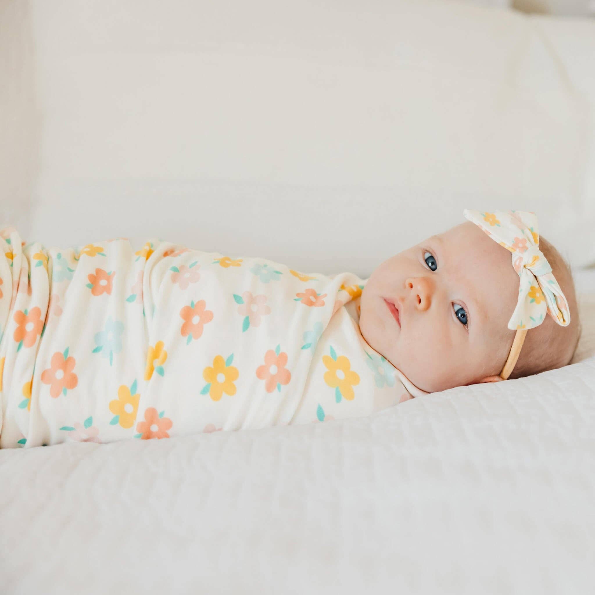 Knit Swaddle Blanket - Daisy