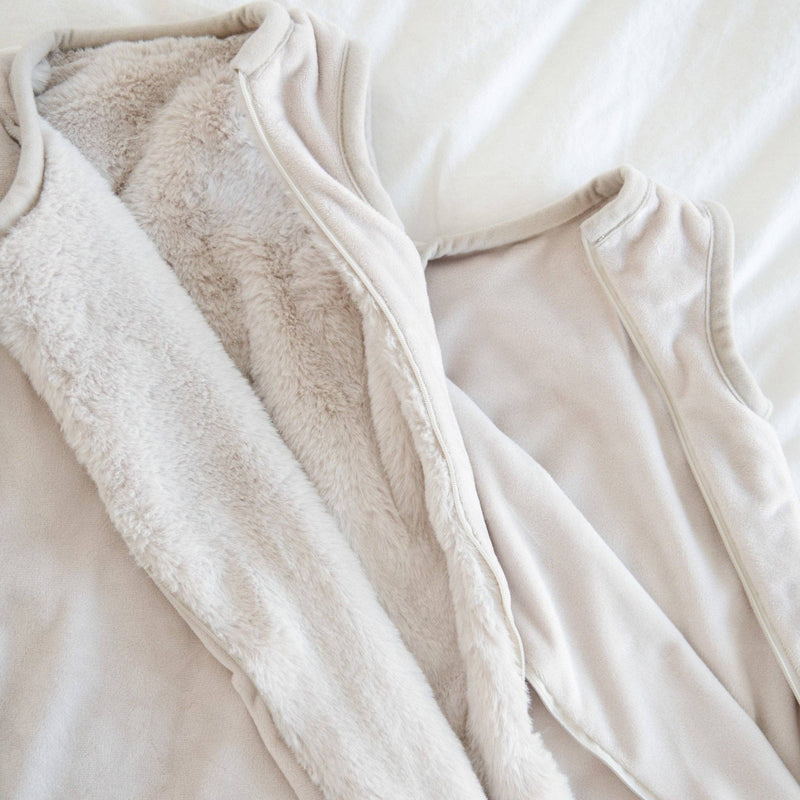 WEARABLE BLANKETS: Feather / Medium Minky