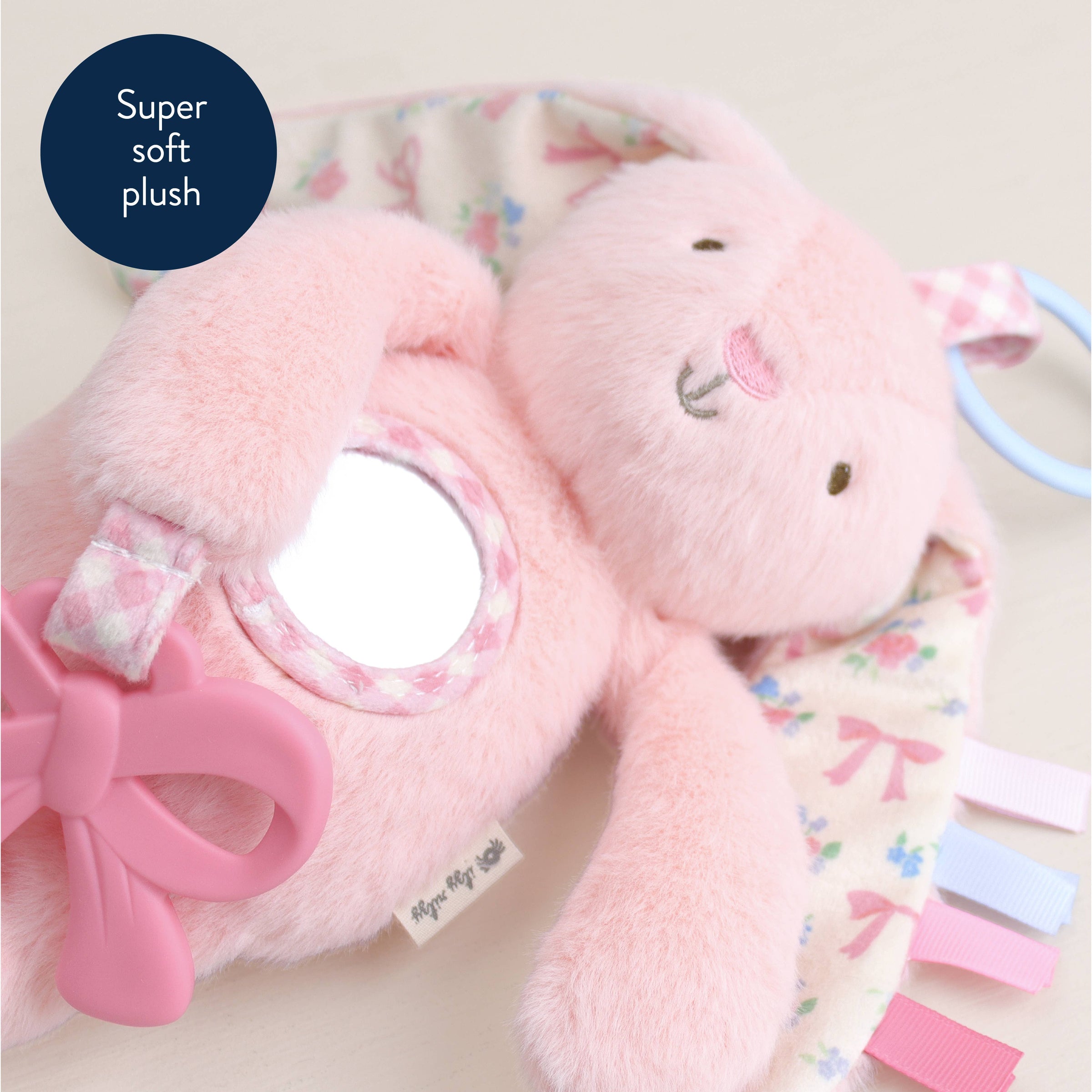 *NEW* Pink Bunny Bitzy Traveler™