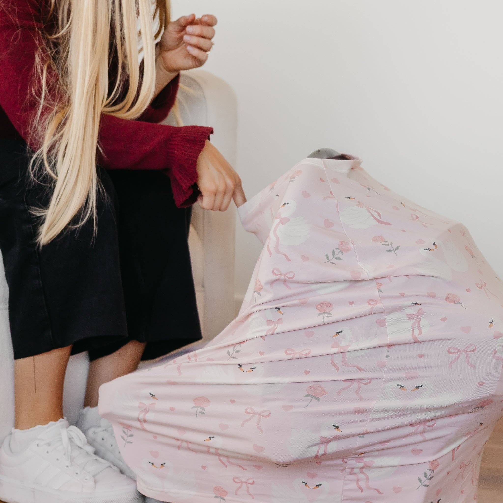 Multi-Use Cover - Adelia