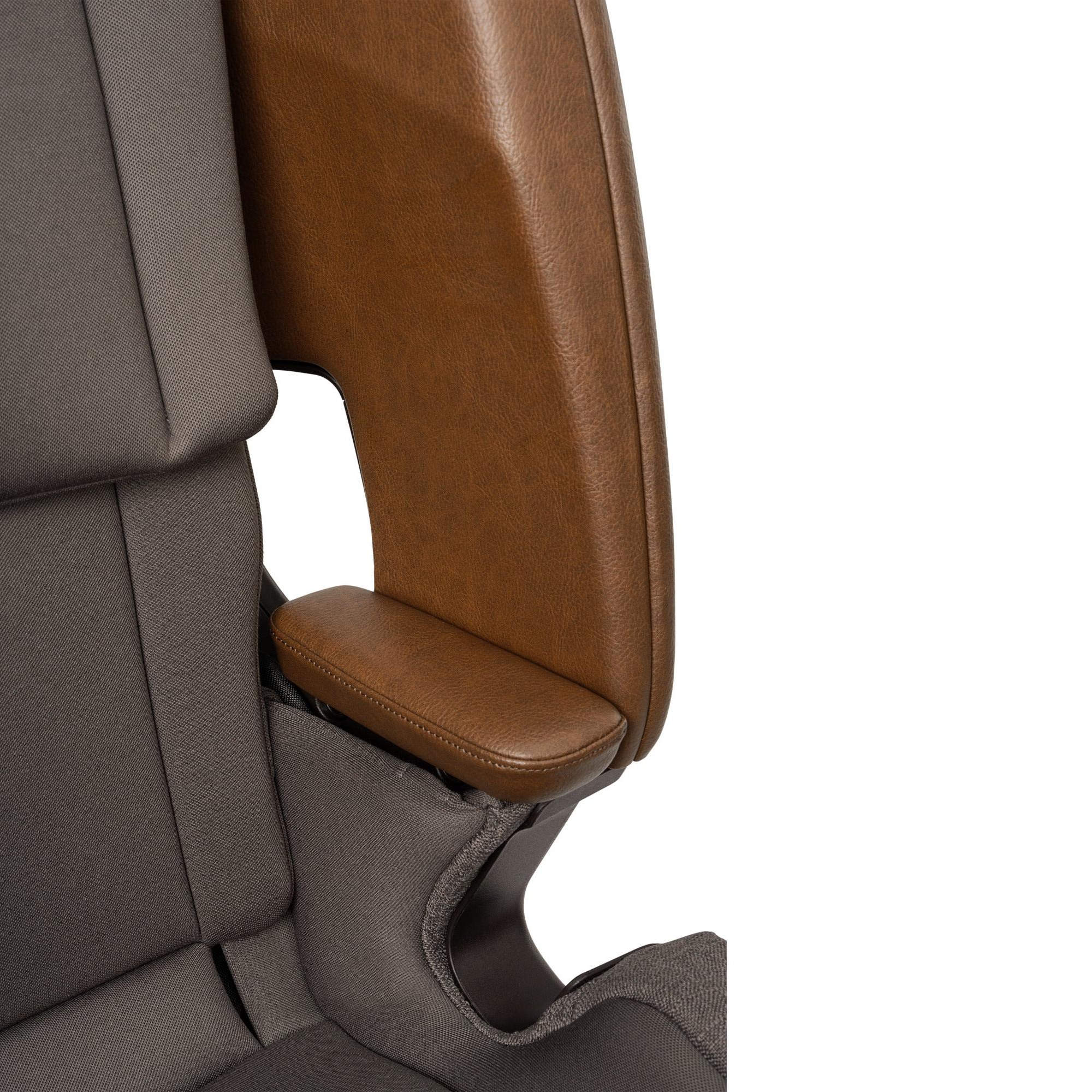 Nuna Lumn Harness Booster Seat