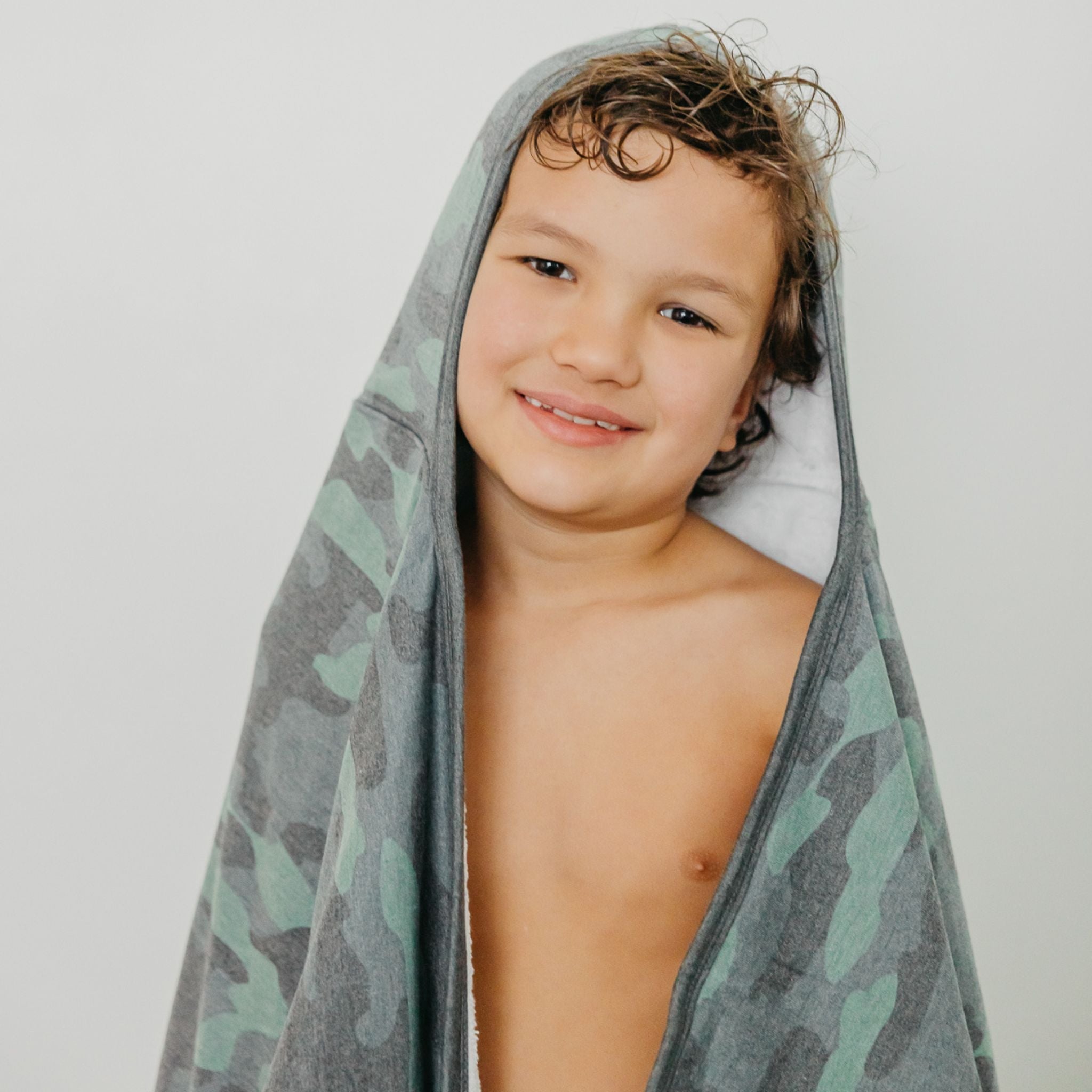 Copper Pearl Premium Big Kid Knit Hooded Towel | Hunter