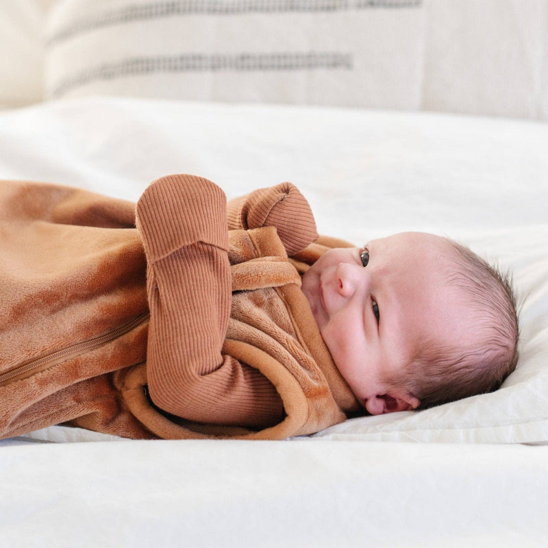 WEARABLE BLANKETS: Feather / Medium Minky