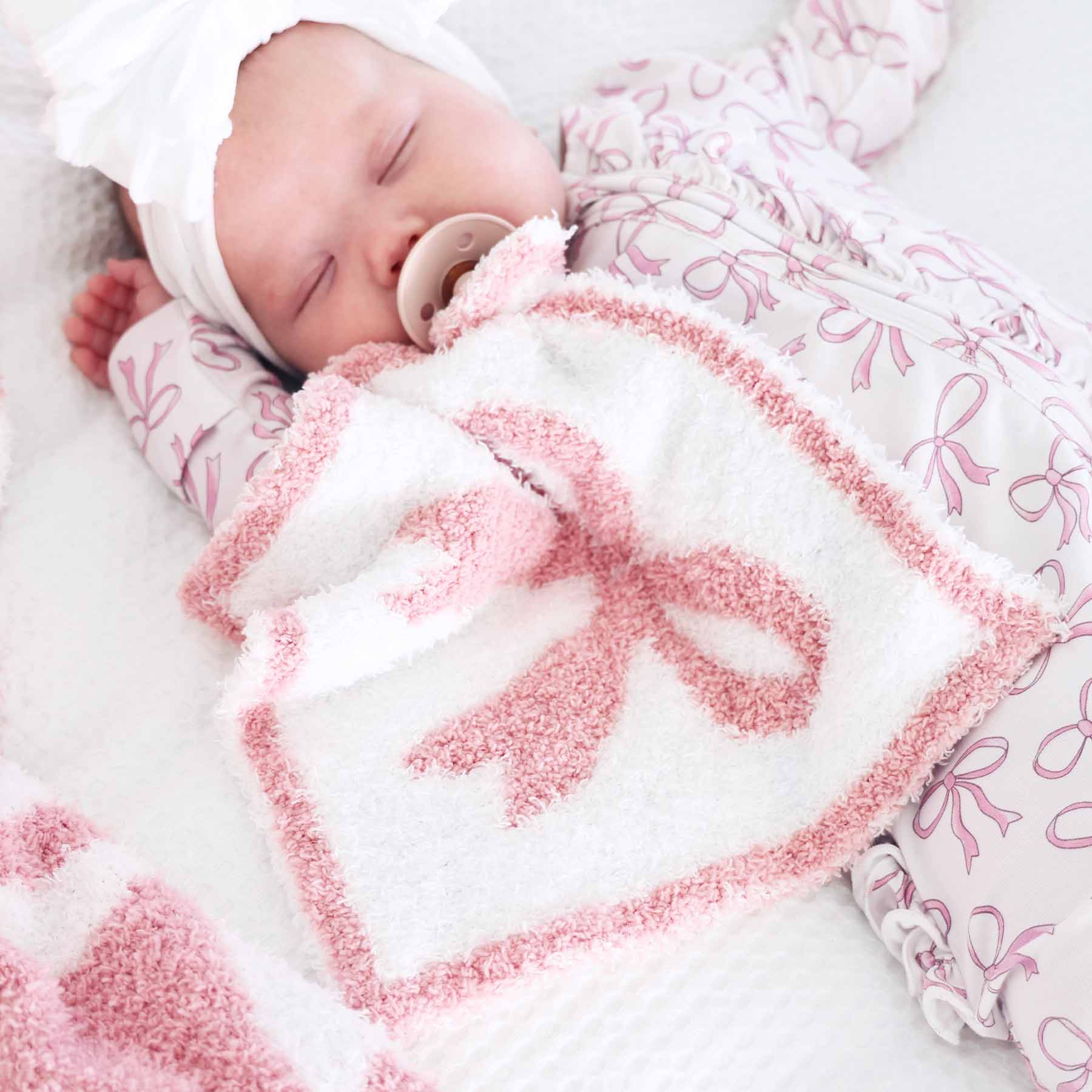 CuddleLane™ Luxe Lovey | Bows