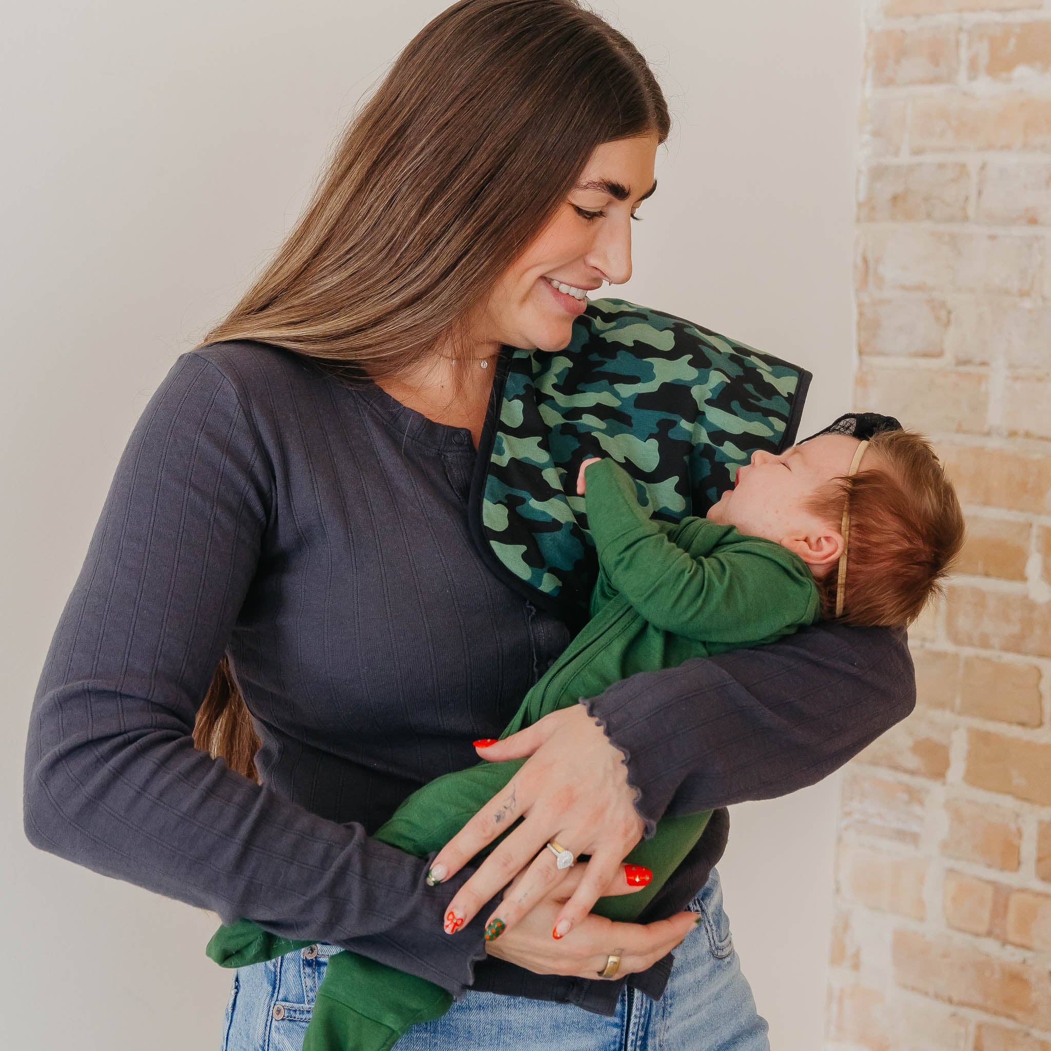 Copper Pearl Premium Burp Cloths | Hunter