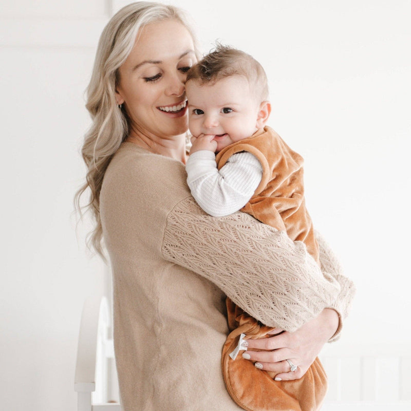 WEARABLE BLANKETS: Feather / Medium Minky