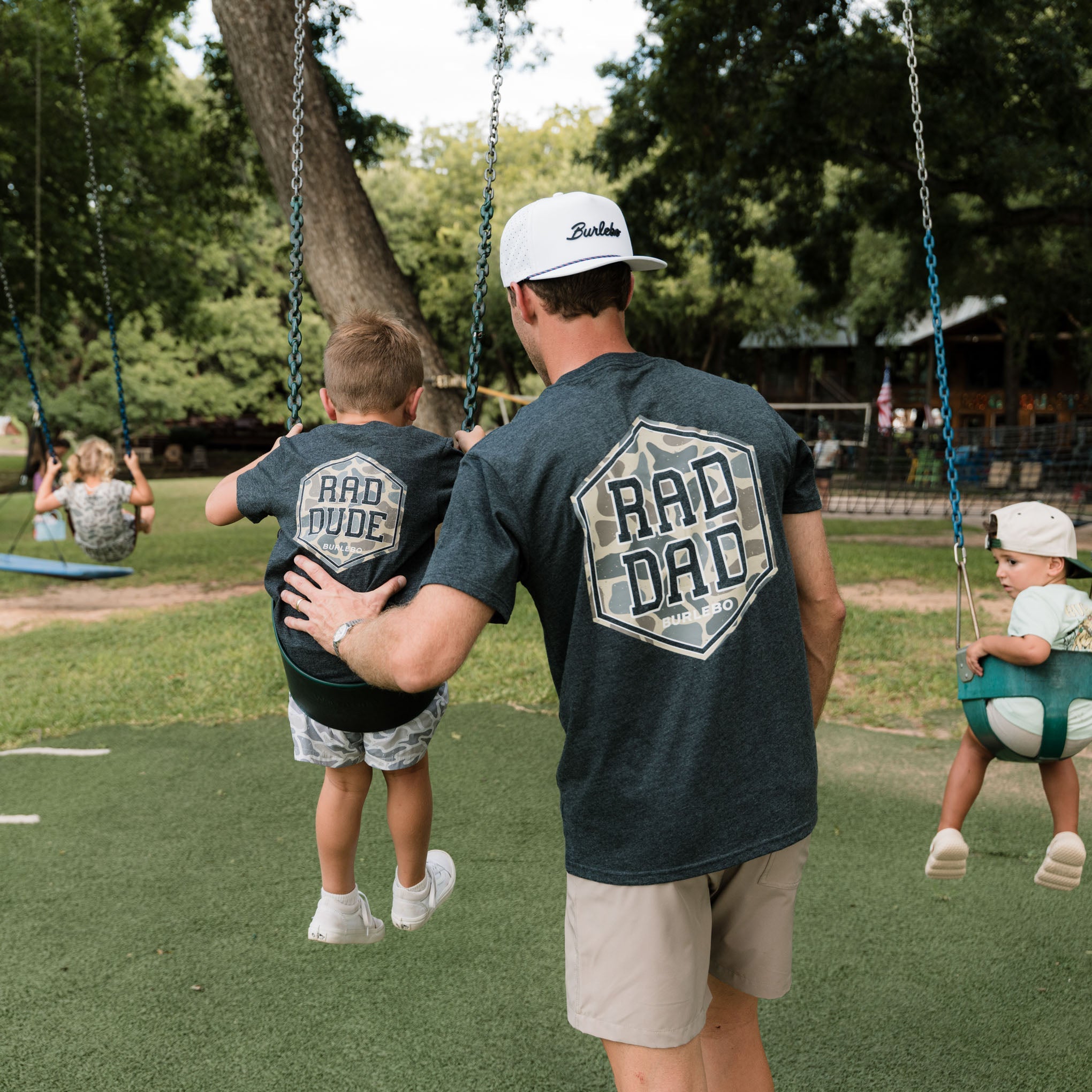 Burlebo Short Sleeve Tee | Rad Dad | Heather Black