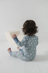 Babysprouts Clothing Company Long Sleeve Zip Romper | Heart Eyes