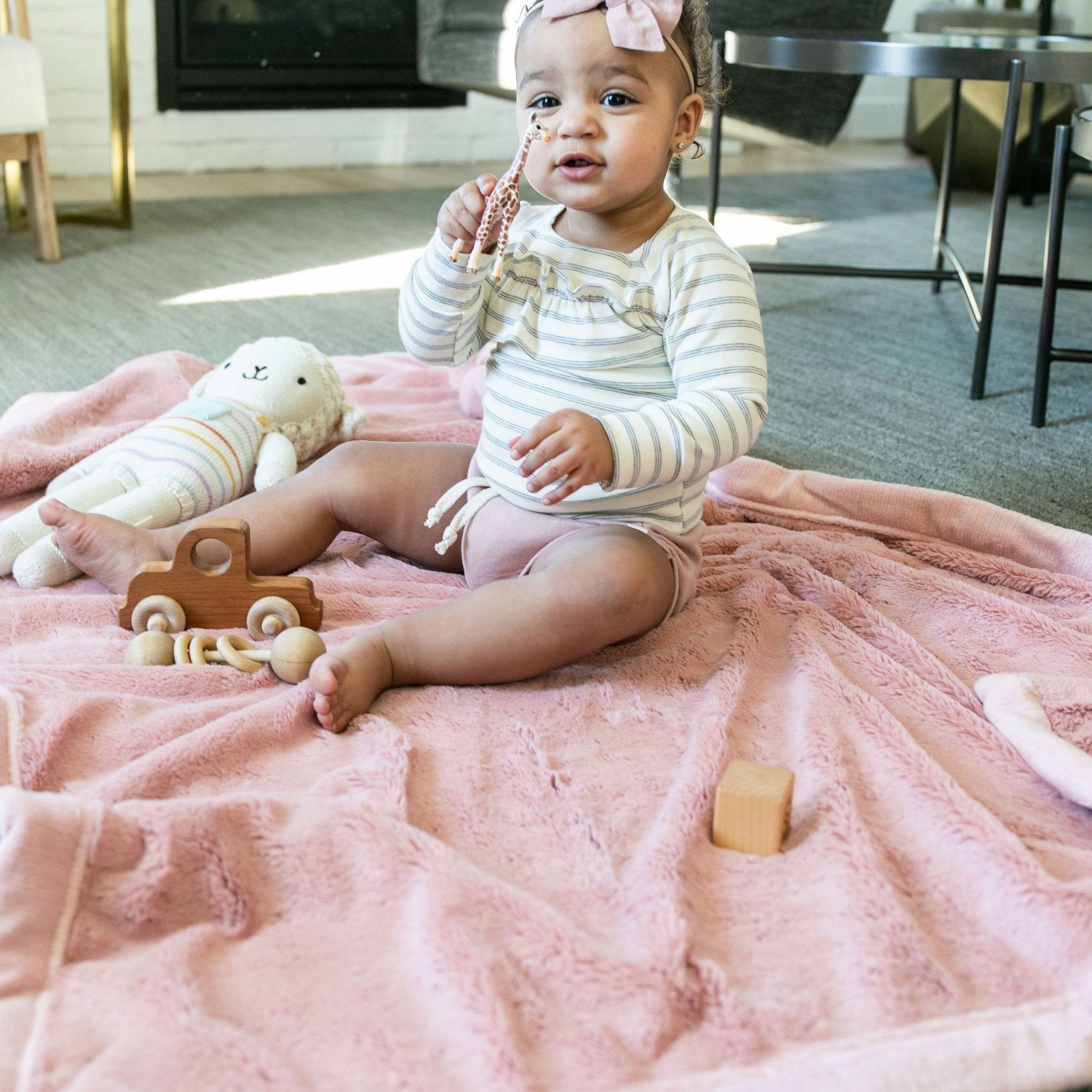 Saranoni Lush Toddler Blanket | Ballet Slipper
