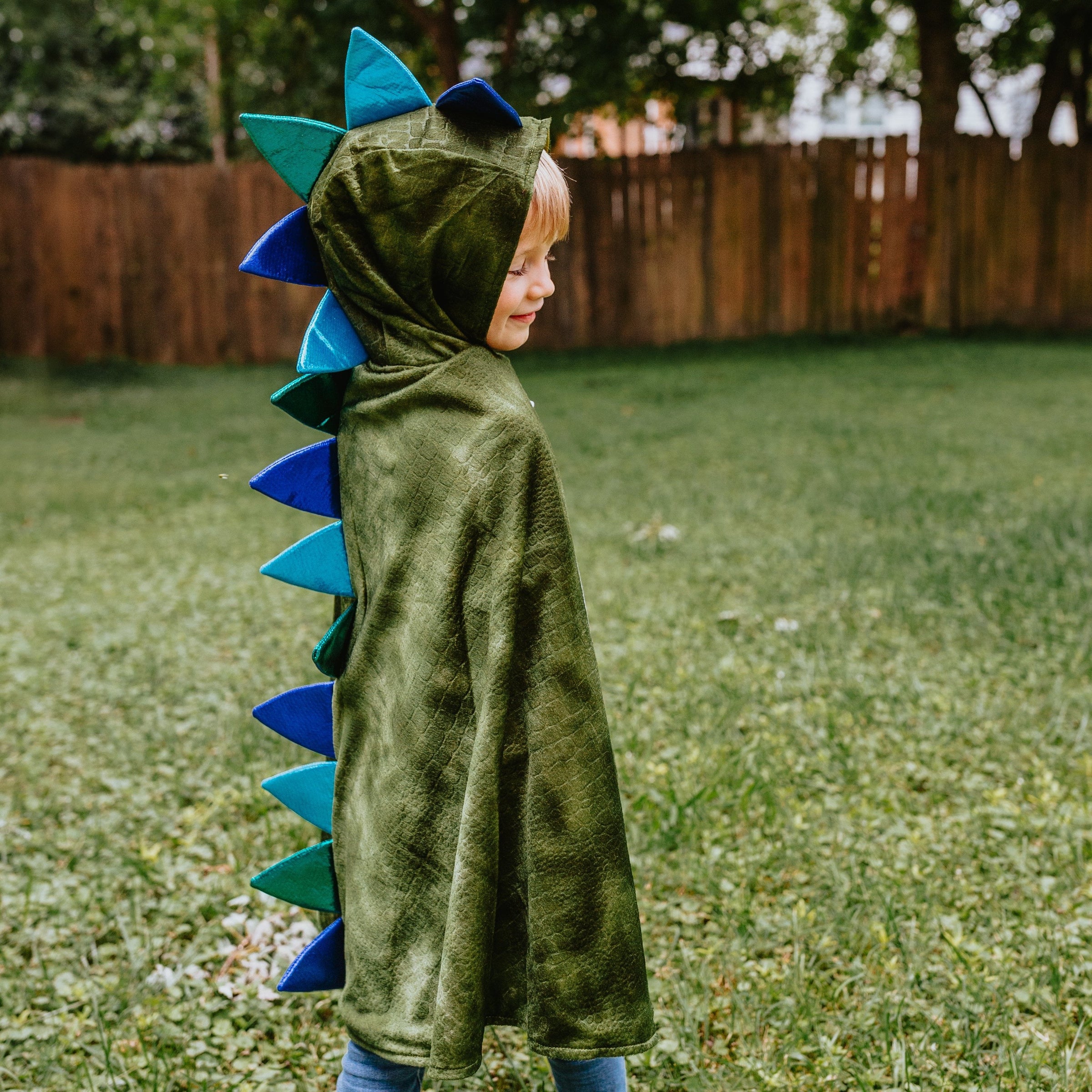 Dragon Cape with Claws, Green/Blue