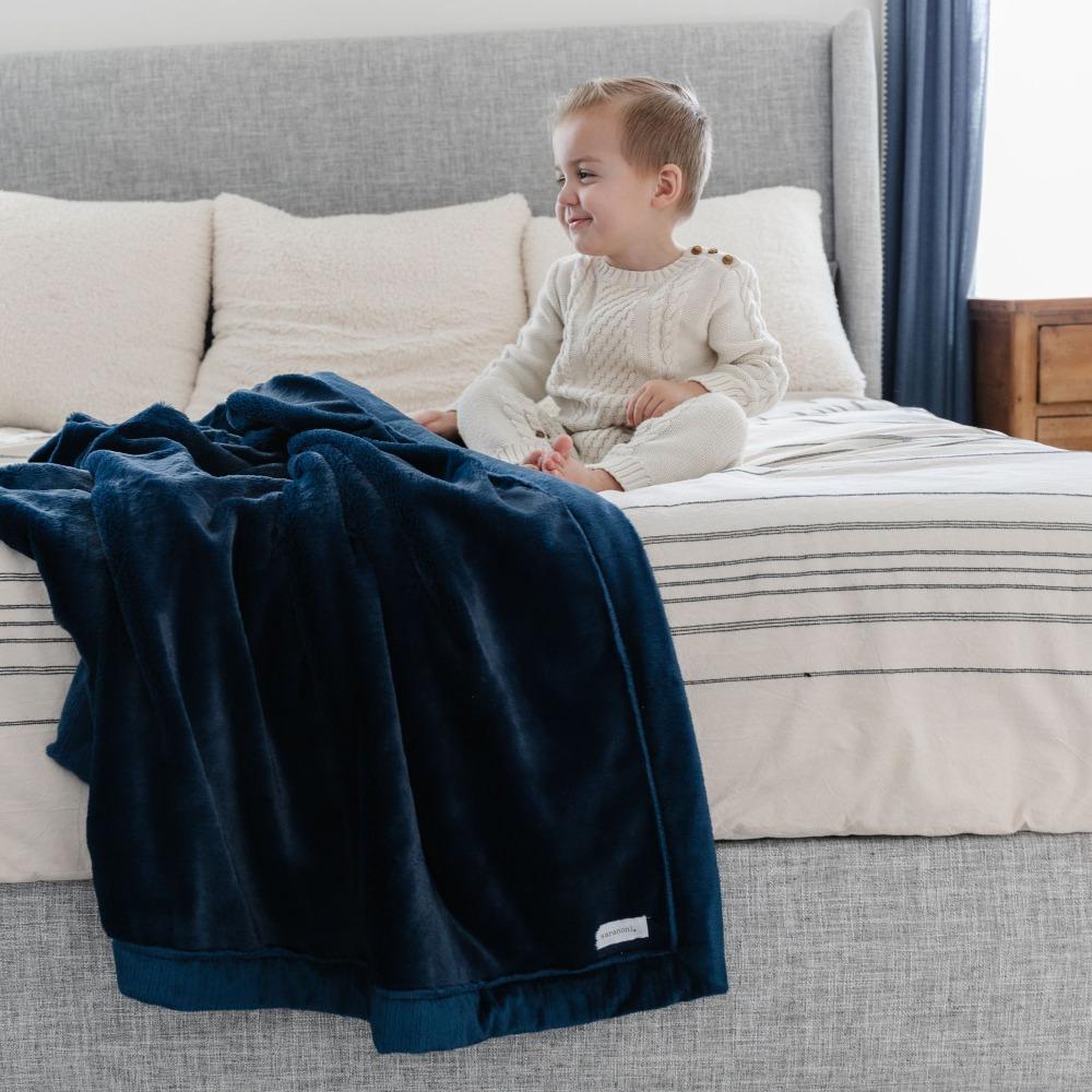 Saranoni Lush Toddler Blanket | Navy