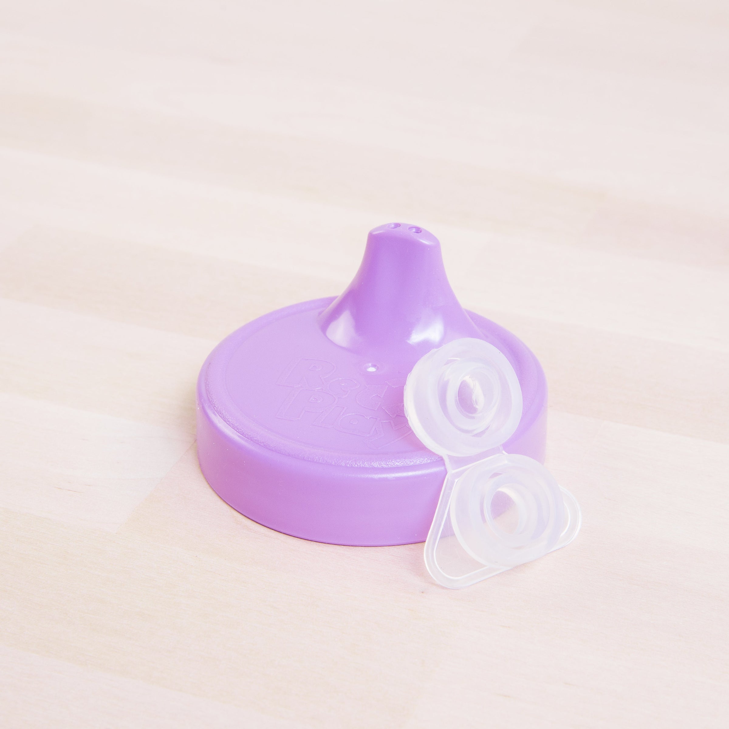 https://babybizmidland.com/cdn/shop/products/no-spill-sippy-cup-replacement-lid--005_06500_purple.jpg?v=1685590184&width=2400