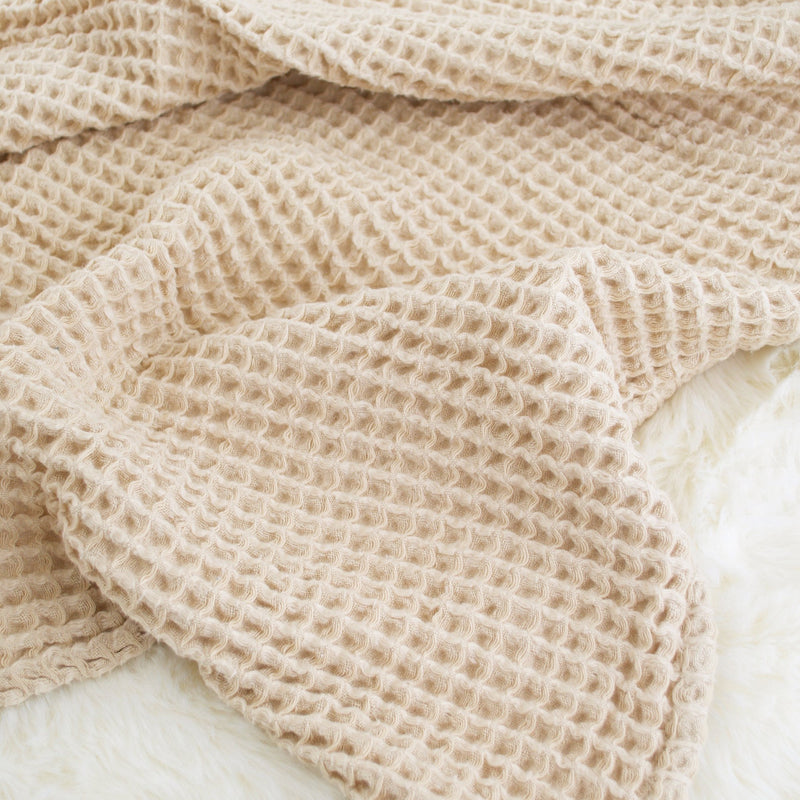 Sugar + Maple Honeycomb Blanket | Sand